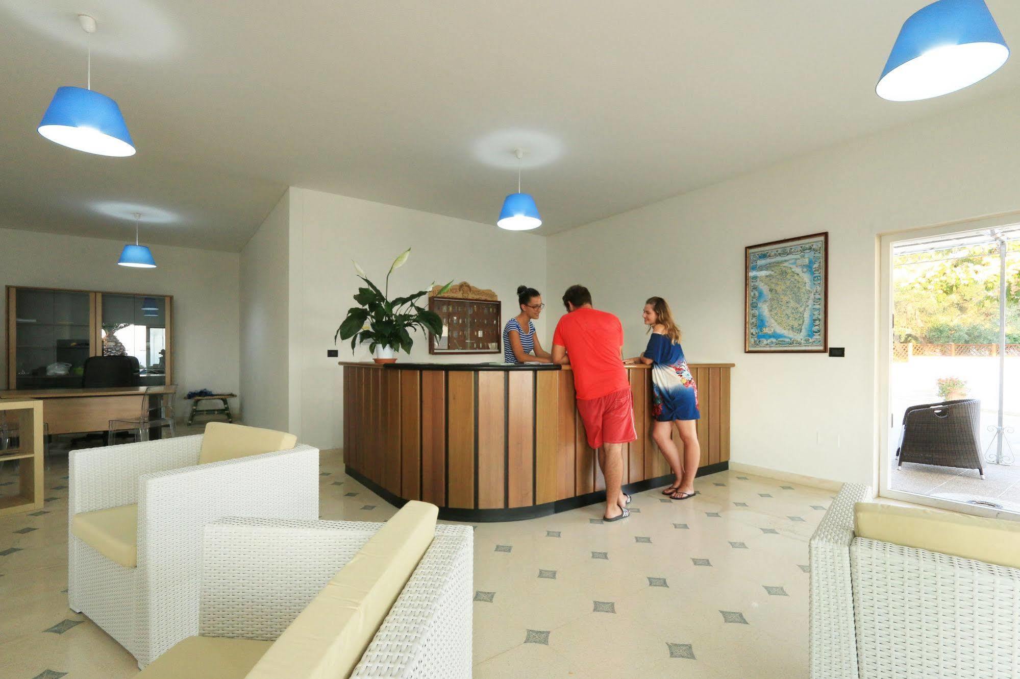 Hotel Residence Miramare Торре-Вадо Экстерьер фото